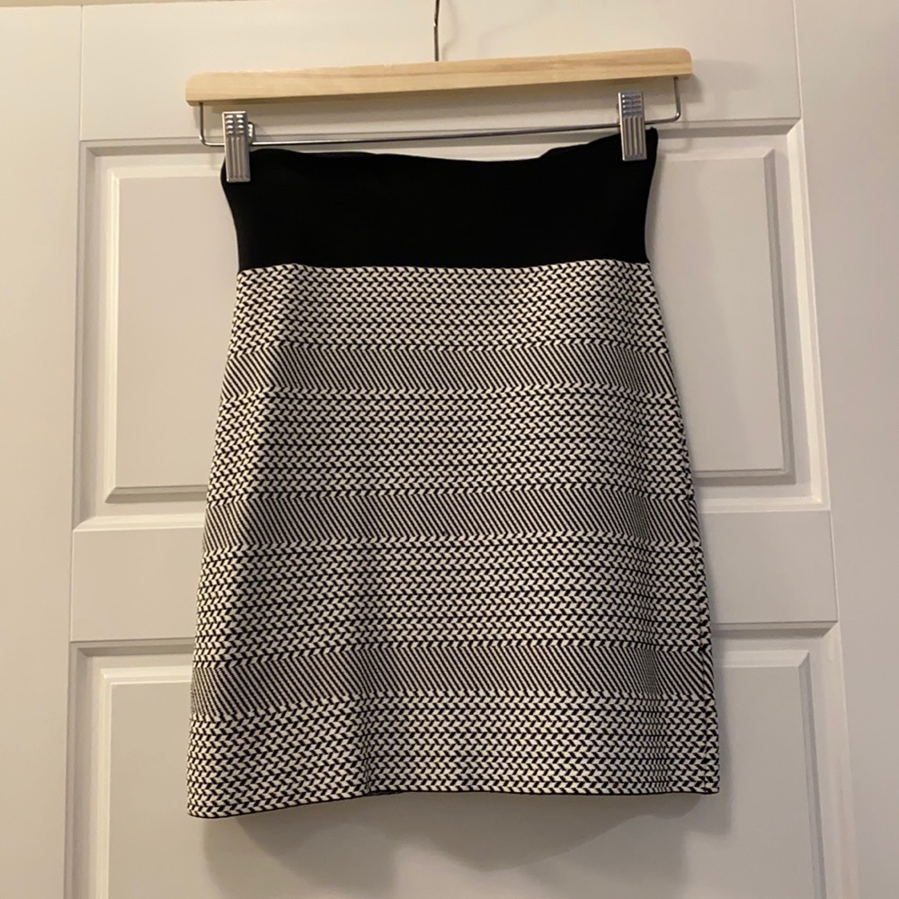 Bcbg mini skirt